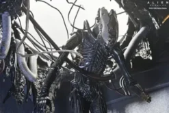 Alien: Romulus Figura Deluxe Suspended Lab Xenomorph XX121 18 cm