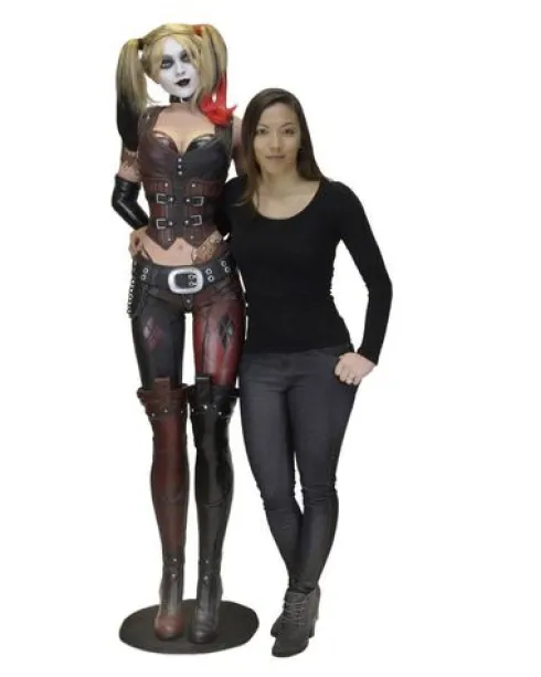 Batman Arkham City Estatua tamaño real Harley Quinn (goma espuma/látex) 180 cm