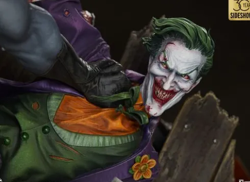 Batman vs The Joker: Eternal Enemies Premium Format Sideshow