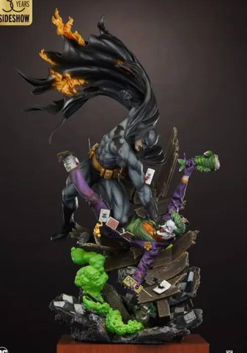 Batman vs The Joker: Eternal Enemies Premium Format Sideshow