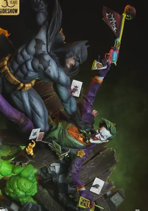 Batman vs The Joker: Eternal Enemies Premium Format Sideshow