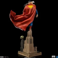DC Comics Diorama 1/6 Superman & Lois 57 cm