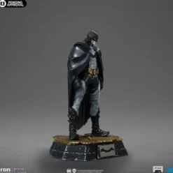 DC Comics Estatua 1/10 Art Scale Batman by Rafael Grampá 23 cm