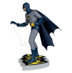 DC Direct Estatua a DC Movie Statues Batman (Batman 66) 29 cm