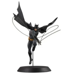 DC Direct Estatua Resina DC Designer Series Batman (by Dan Mora) 40 cm