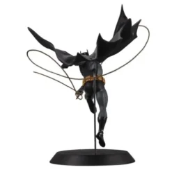 DC Direct Estatua Resina DC Designer Series Batman (by Dan Mora) 40 cm