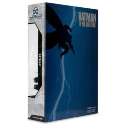 DC Multiverse McFarlane Cover Recreations Figura Batman (Batman: The Dark Knight Returns #1) (Gold Label) 18 cm