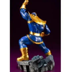 Estatua Thanos Marvel Universe Avengers Series 28 cm