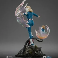 Fantastic Four Estatua 1/10 Art Scale Invisible Woman and Franklin 28 cm