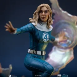 Fantastic Four Estatua 1/10 Art Scale Invisible Woman and Franklin 28 cm