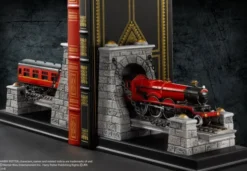 Harry Potter Soportalibros Hogwarts Express 19 cm
