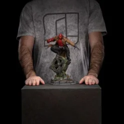 Hellboy 2 Estatua 1/10 BDS Art Scale Hellboy 34 cm
