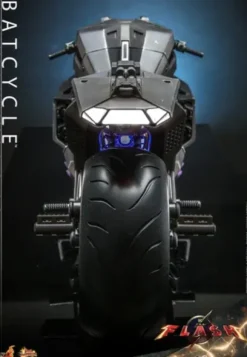 Hot Toys The Flash Figura Masterpiece 1/6 Batcycle