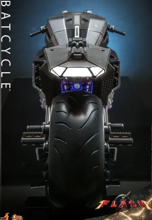 Hot Toys The Flash Figura Masterpiece 1/6 Batcycle