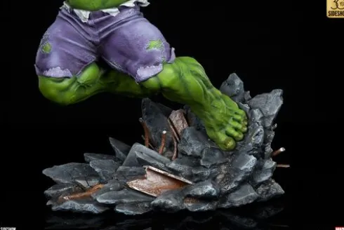 Hulk Classic Premium Format Sideshow