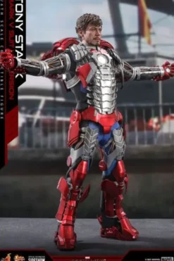 Iron Man 2 Figura Movie Masterpiece 1/6 Tony Stark (Mark V Suit Up Version) 31 cm