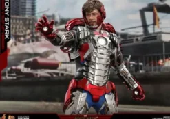 Iron Man 2 Figura Movie Masterpiece 1/6 Tony Stark (Mark V Suit Up Version) 31 cm