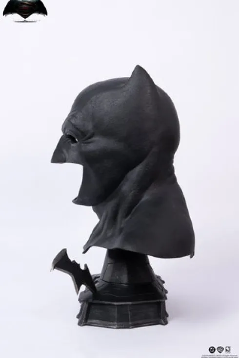 Justice League: Batman v Superman: Dawn of Justice Réplica 1/1 Batman Cowl 51 cm