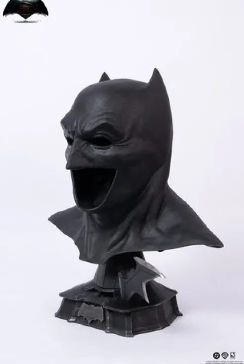 Justice League: Batman v Superman: Dawn of Justice Réplica 1/1 Batman Cowl 51 cm