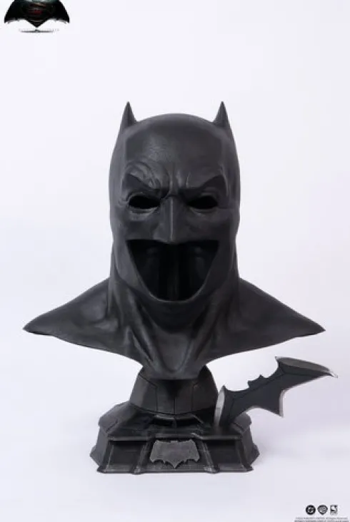 Justice League: Batman v Superman: Dawn of Justice Réplica 1/1 Batman Cowl 51 cm