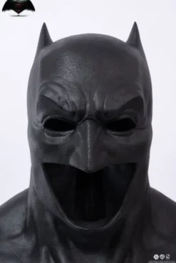Justice League: Batman v Superman: Dawn of Justice Réplica 1/1 Batman Cowl 51 cm