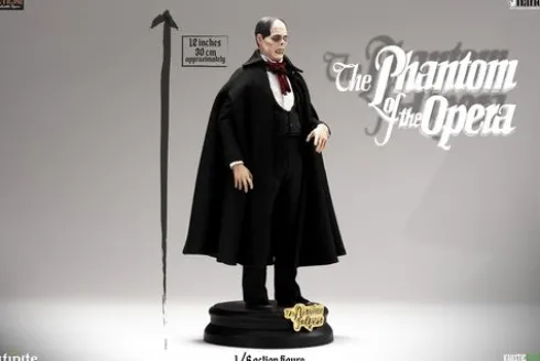 Lon Chaney as Phantom of the Opera