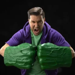 Marvel Legends Series Incredible Hulk Premium Role-play Fists with Smash ‘N Bash Sound FX