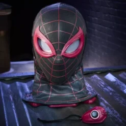 Marvel Legends Series Spider-Man: Miles Morales Electronic Expressive Mask