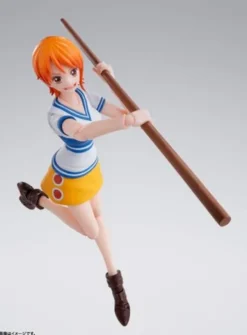 One Piece Figura S.H. Figuarts Nami Romance Dawn 14 cm