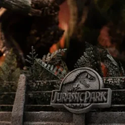 Parque Jurásico Estatua 1/20 Demi Art Scale T-Rex attacks Donald Gennaro 30 cm