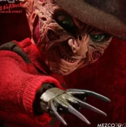 Pesadilla en Elm Street Muñeca con sonido Freddy Krueger 25 cm