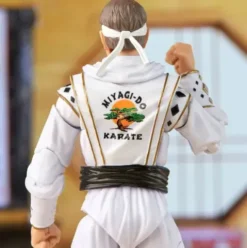 Power Rangers Lightning Collection Mighty Morphin X Cobra Kai Daniel LaRusso Morphed White Crane Ranger