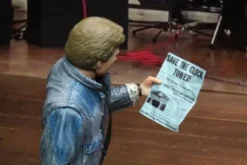 Regreso al Futuro Figura Ultimate Marty McFly (Audition) 18 cm