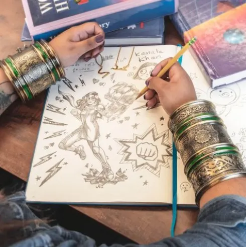 Replica Brazaletes Y Colgante Ms Marvel