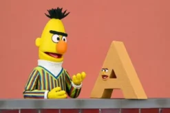 Sesame Street Figura Ultimate Bert 18 cm