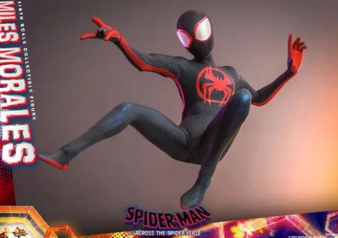 Spider-Man: Cruzando el Multiverso Figura Movie Masterpiece 1/6 Miles Morales 29 cm
