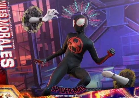 Spider-Man: Cruzando el Multiverso Figura Movie Masterpiece 1/6 Miles Morales 29 cm