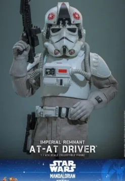 Star Wars Movie Masterpiece Figura 1/6 Imperial Remnant AT-AT Driver 30 cm