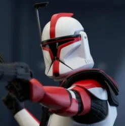 Star Wars: The Clone Wars Estatua Premier Collection 1/7 Captain Fordo 28 cm