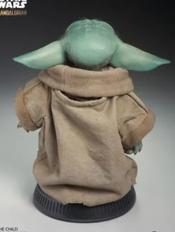 Star Wars The Mandalorian Estatua tamaño real The Child 42 cm