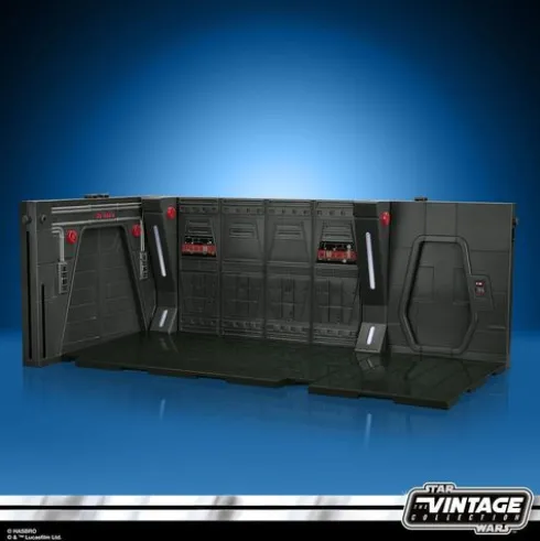 Star Wars The Vintage Collection Moff Gideon’s Imperial Light Cruiser Hallway
