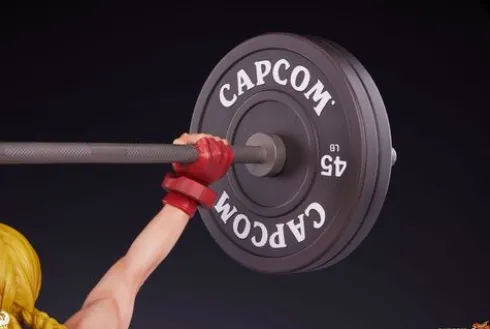 Street Fighter Estatua Premier Series 1/4 Cammy: Powerlifting 41 cm