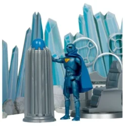 Superman (2025) DC Direct Playset Fortress of Solitude with Superman Robot