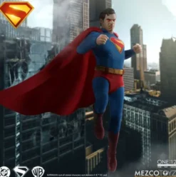 Superman (2025) Figura 1/12 Superman 17 cm