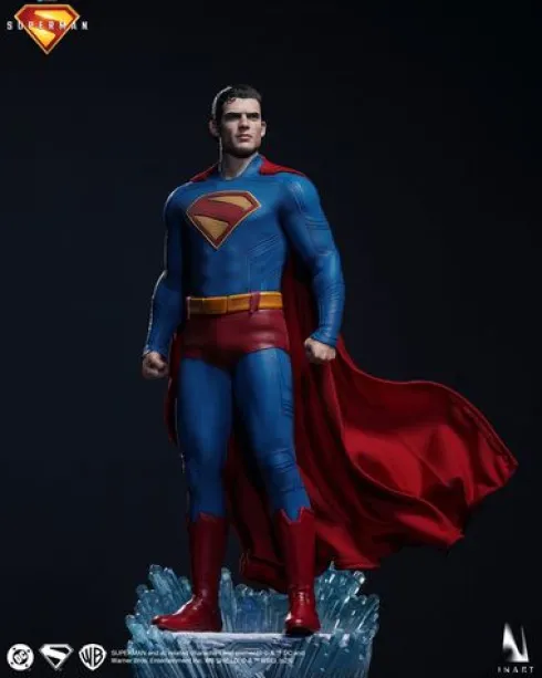 Superman (2025) Superman 1/6 Collectible Figure Inart