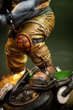 Teenage Mutant Ninja Turtles Legends Estatua 1/3 Rocksteady 69 cm