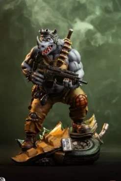 Teenage Mutant Ninja Turtles Legends Estatua 1/3 Rocksteady 69 cm