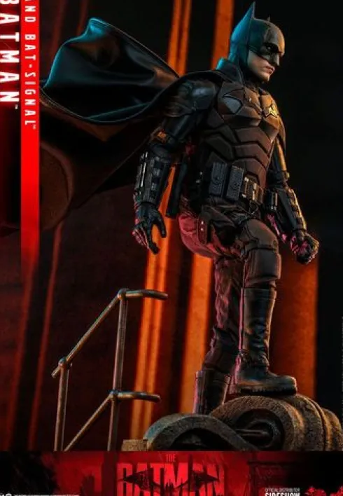 The Batman Figura Movie Masterpiece 1/6 Batman with Bat-Signal 31 cm
