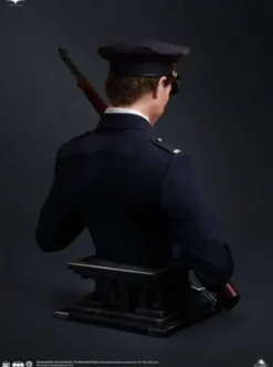 The Dark Knight Busto 1/1 The Joker (Police Uniform) 87 cm