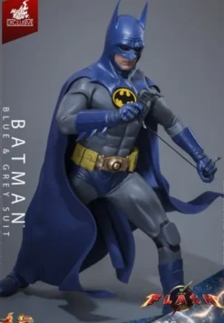 The Flash Movie Masterpiece Action Figure 1/6 Batman (Blue & Grey Suit) Limited Edition Hot Toys Exclusive 30 cm